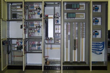 انواع تابلو برق های صنعتی